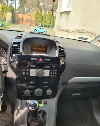Opel Zafira cena 20500 przebieg: 161000, rok produkcji 2010 z Łódź małe 254